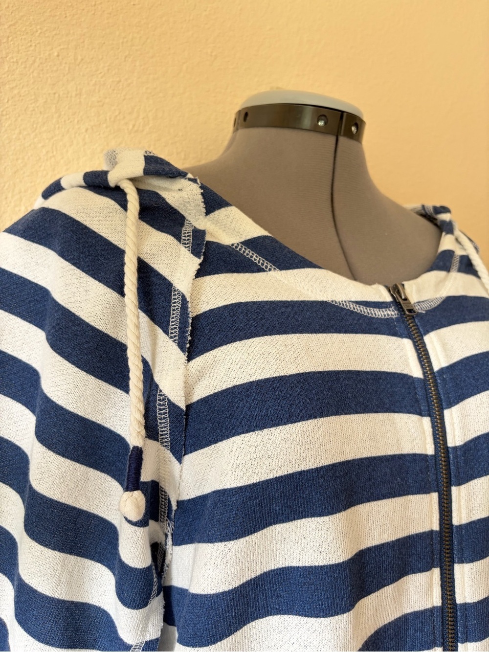 Roxy Striped Terry Cloth Hoodie Beach Cover Up Zip Front Poncho Top Coastal - Picture 8 of 12